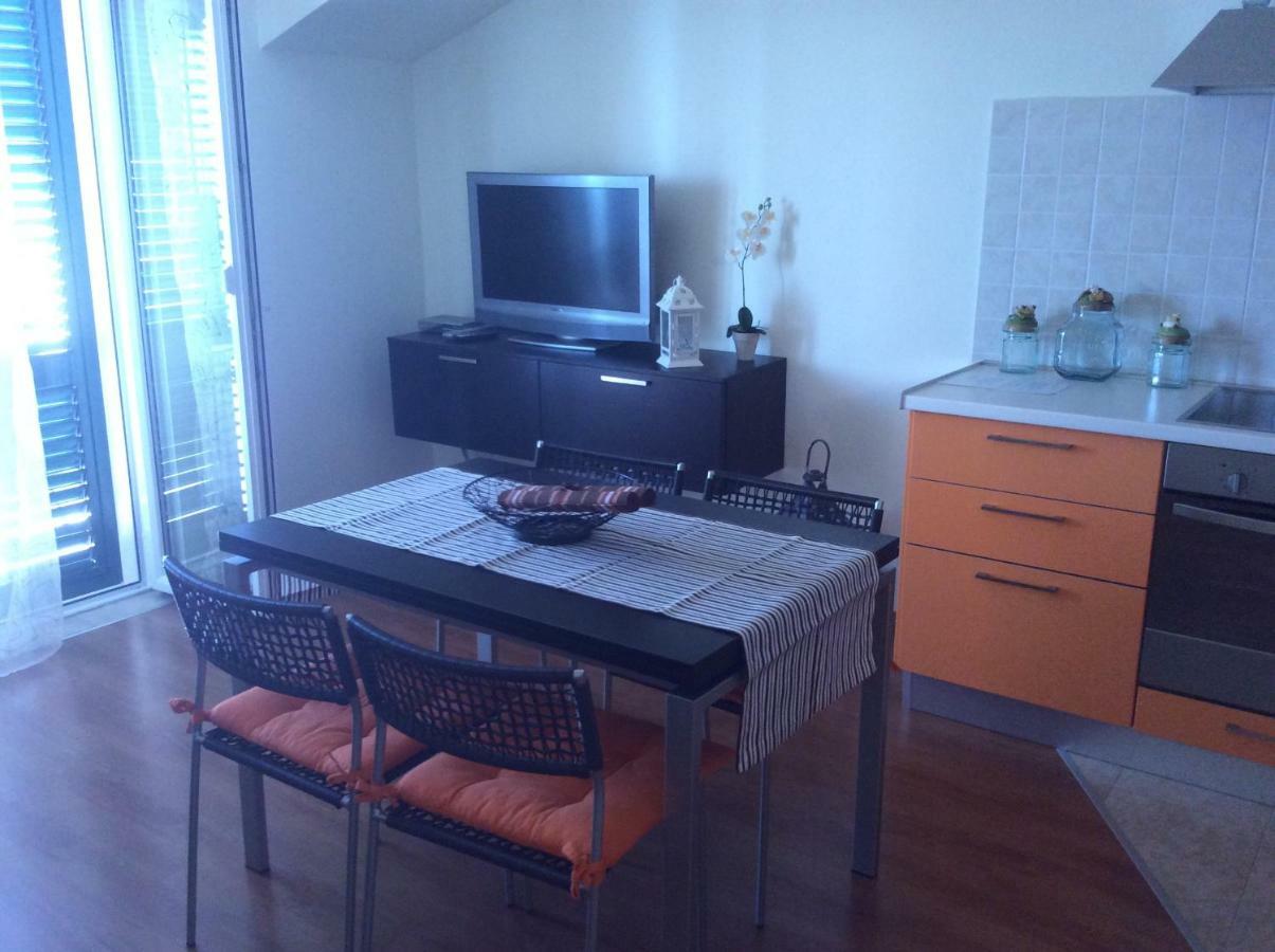 Apartmani Katarina Bol Exteriör bild