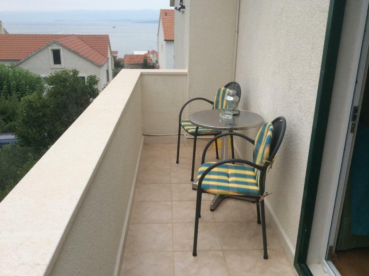 Apartmani Katarina Bol Exteriör bild